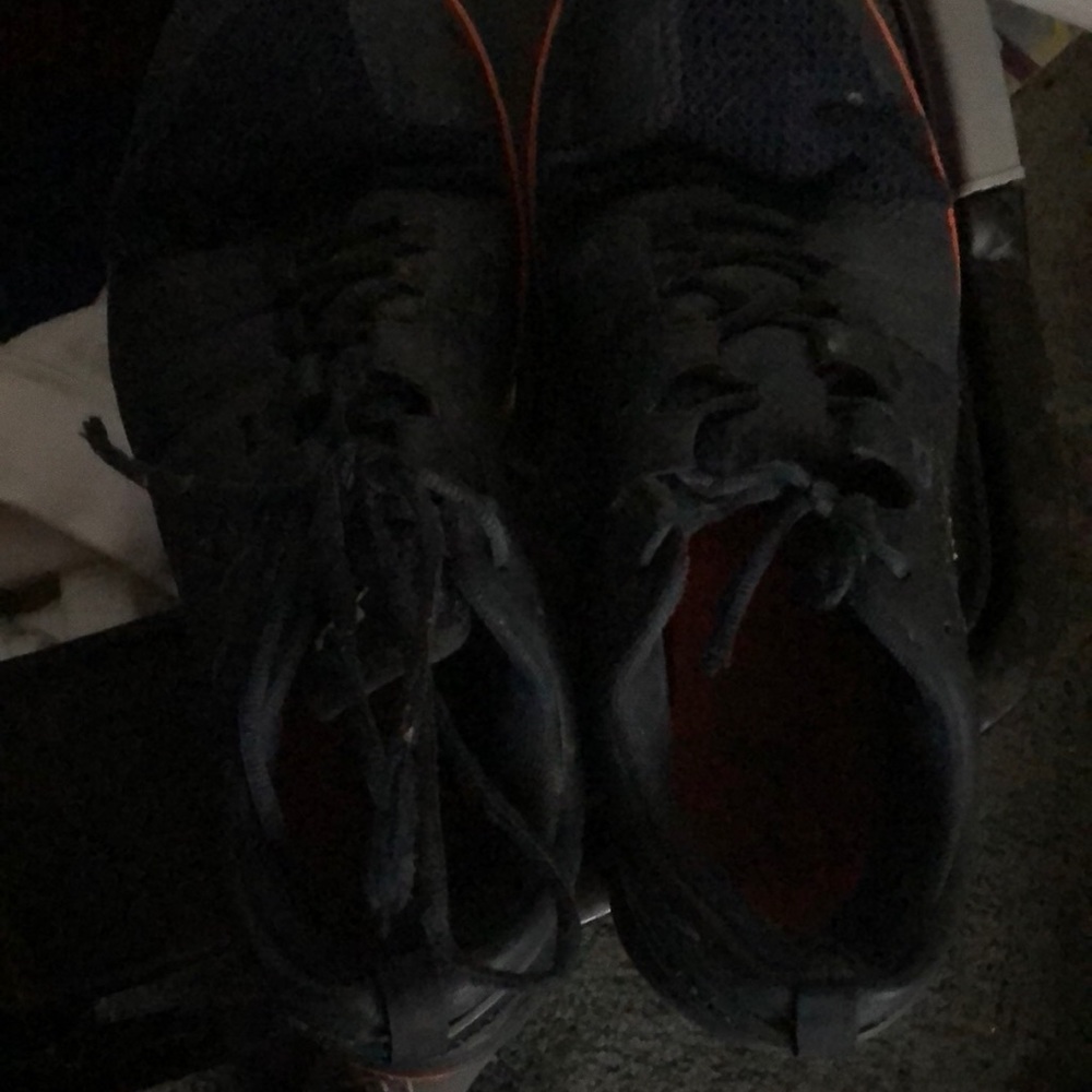 Under armor shoes
